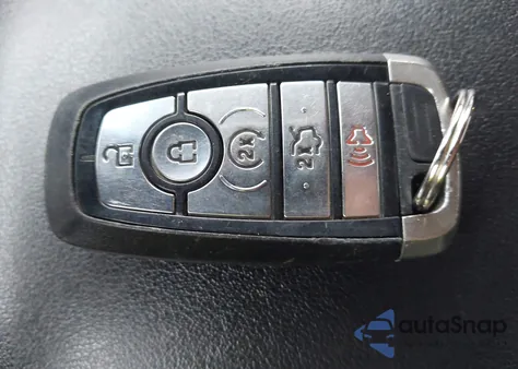 2019 Ford Edge Titanium z USA, uszkodzony, nr VIN 2FMPK4K93KBB56266